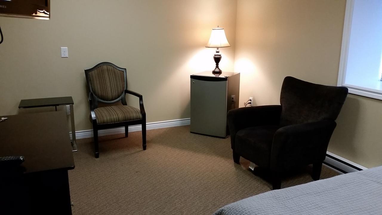 Riverview Suites Clarenville Esterno foto