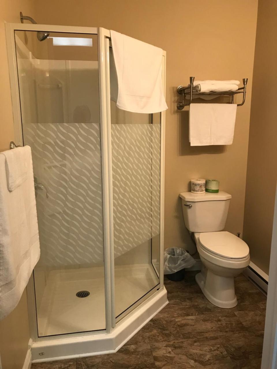 Riverview Suites Clarenville Esterno foto